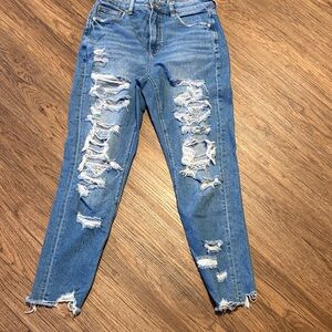 American Eagle Outfitters Women’s Light Blue Ripped Skinny Jeans